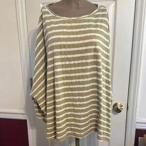 Tan and White Oversized Dolman Sleeve Tunic